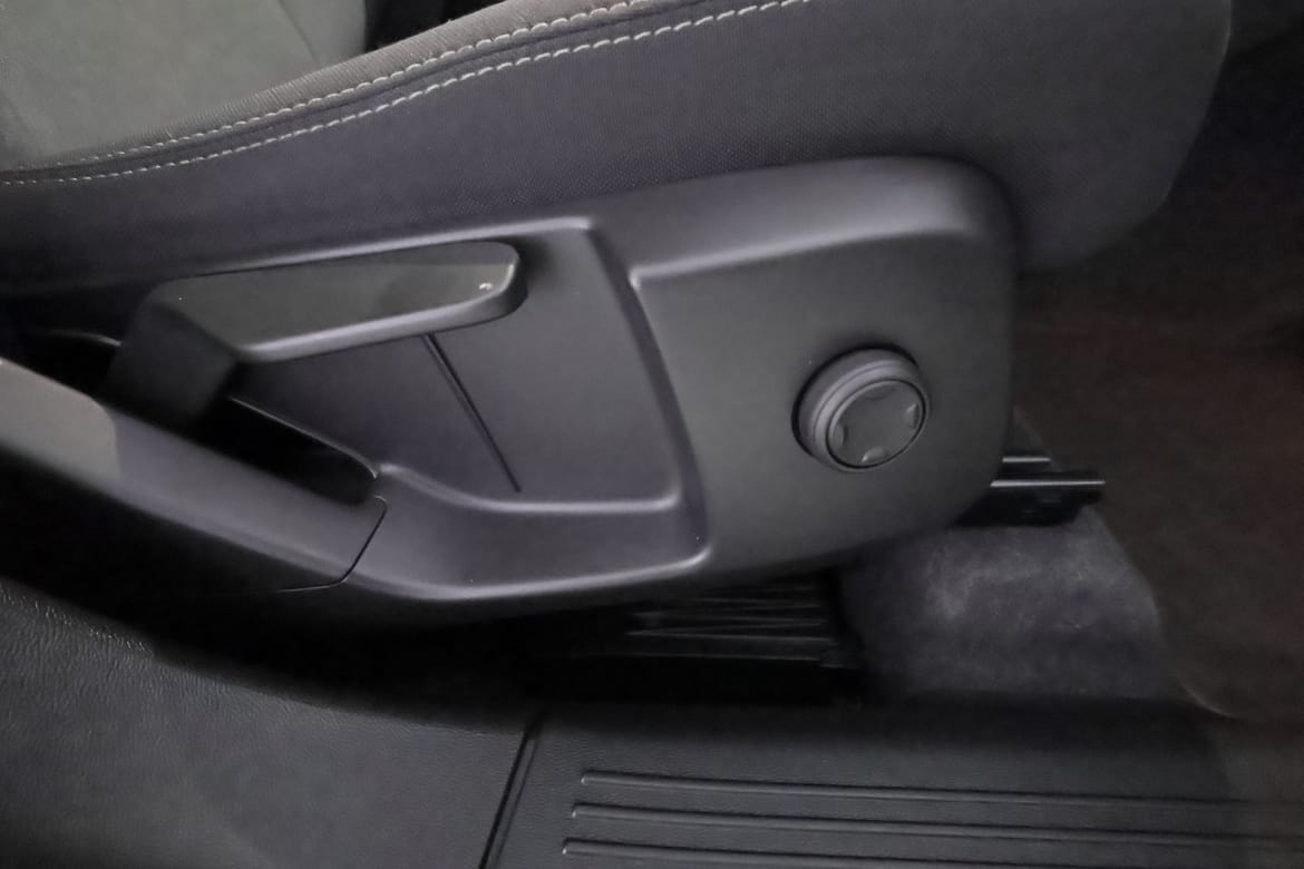 Volvo XC40 2024 - miniatyr 17