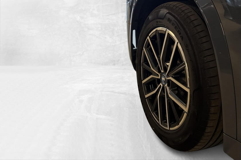 Bilde 2 av BMW iX1 xDrive30 Fully Charged M-Sport, Hengerfeste, H/K