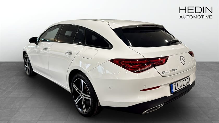 Bild 4 av Mercedes-Benz CLA 250 e Shooting Brake / DRAGKROK / NIGHT PAKET