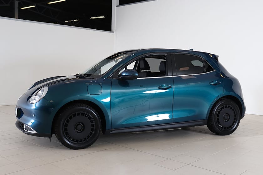 Bild 2 av ORA Funky Cat 300 Pro 48 kWh 171hk 360° Navi V-Hjul PL 3495:-/mån