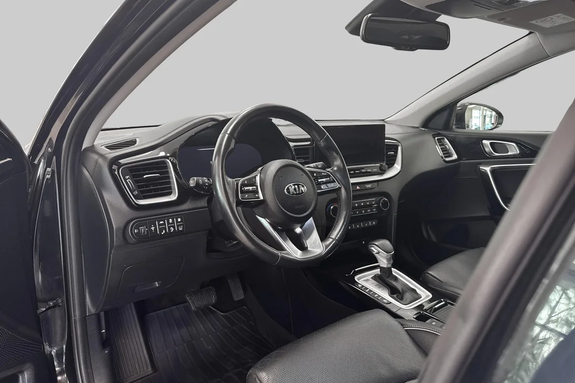 picture of a car