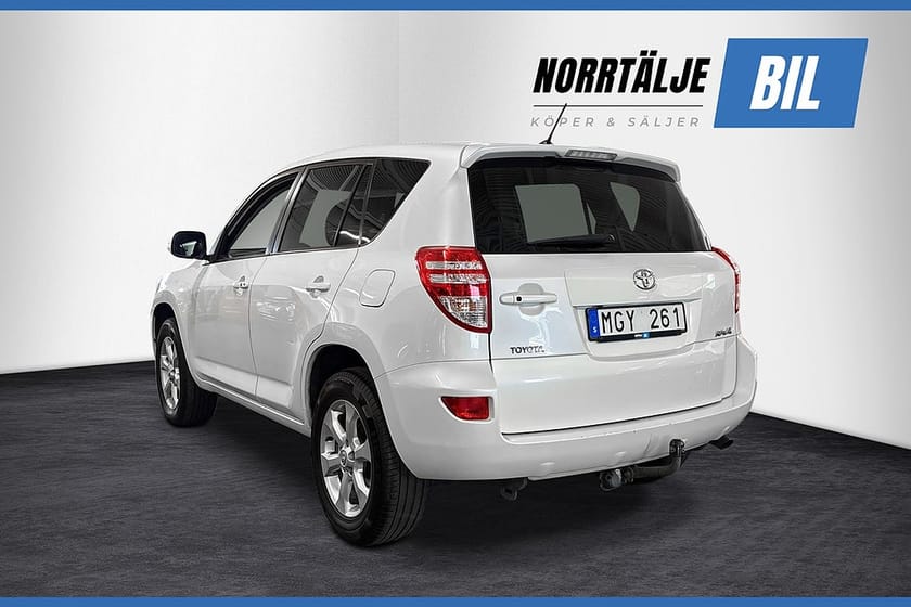 Bild 5 av Toyota RAV4 2.0 158HK VVT-i 4x4 DRAG NAVI KEYLESS BLUETOOTH NYSERV