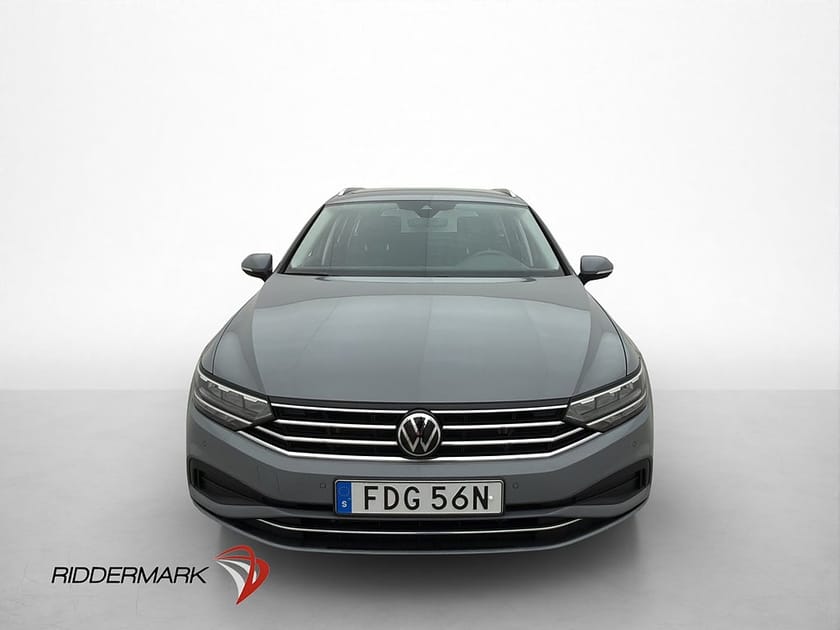 Bild 2 av Volkswagen Passat Sportscombi 1.5 TSI 150hk Cockpit Kamera Navi CarPlay