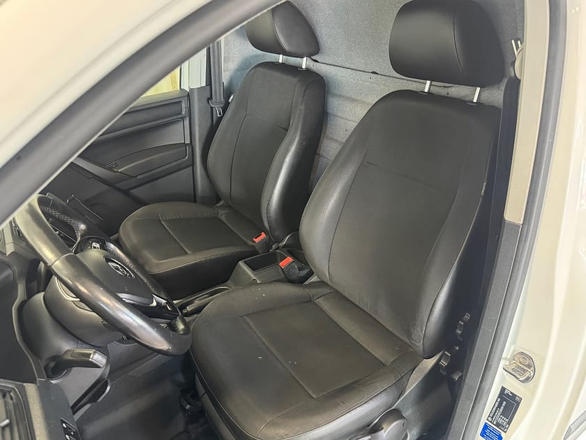 Bild 5 av Volkswagen Caddy Maxi Van 2.0 TDI VÄRMARE DRAG BACKKAMERA Euro 6