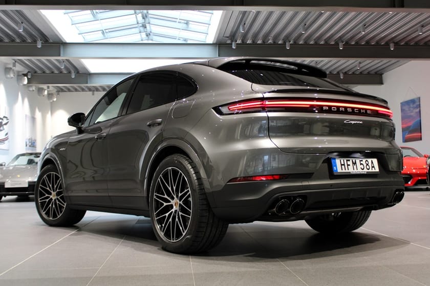 Bild 2 av Porsche Cayenne Coupé E-Hybrid Coupe Moms