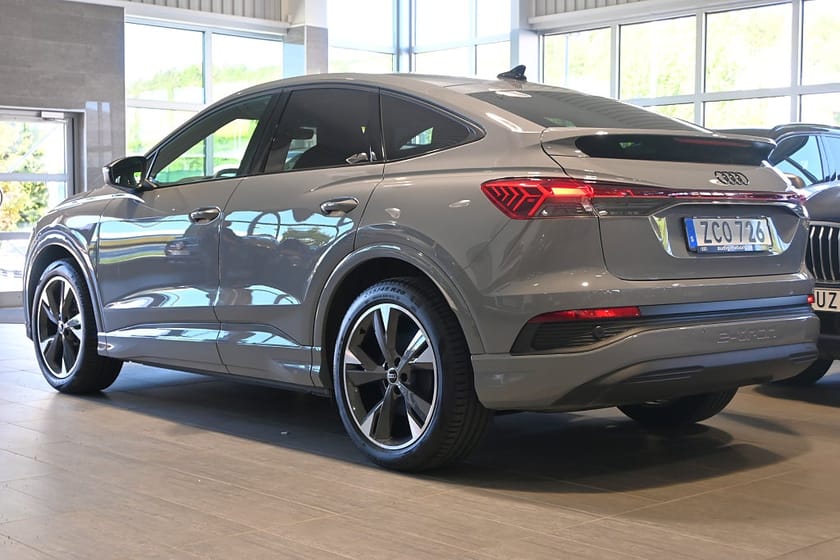Bild 3 av Audi Q4 40 Sportback e-tron Proline Adv. 20" Drag