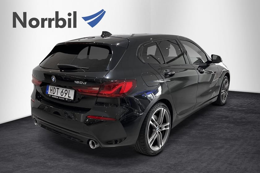 Bild 4 av BMW 120d xDrive Sportline 190hk Navi Värmare