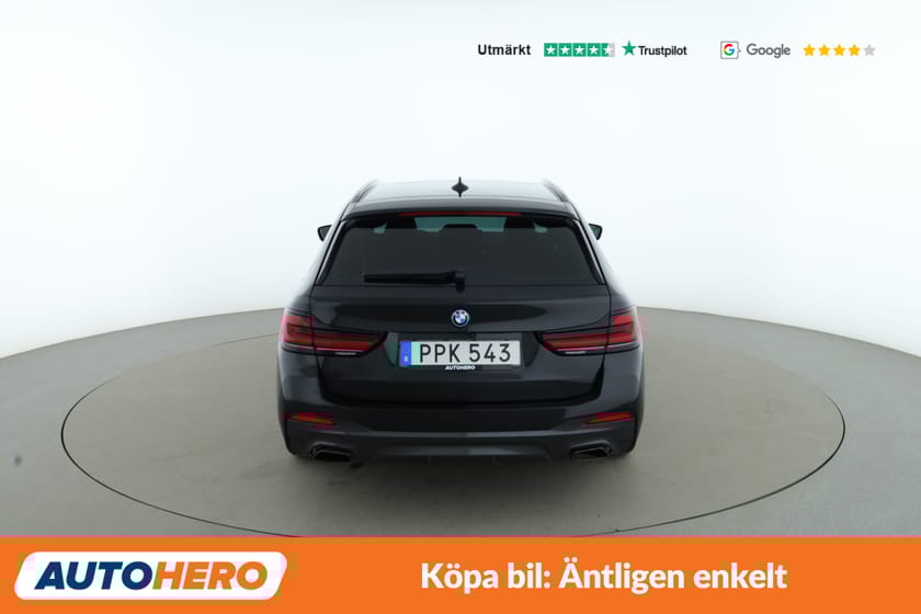 Bild 3 av BMW 530e xDrive Touring M Sport / Panorama, Backkamera, CarPlay
