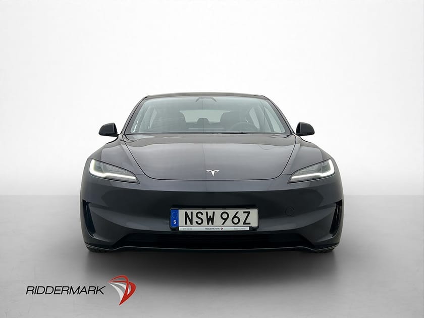Bild 2 av Tesla Model 3 Performance AWD Svensksåld Panorama Skärm-Bak