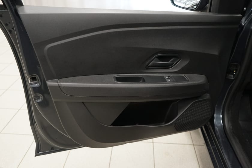 Bild 5 av Dacia Sandero TCe 90 Essential IV | Drag |