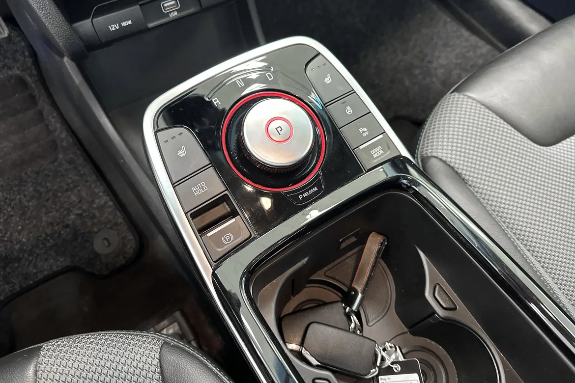 picture of a car