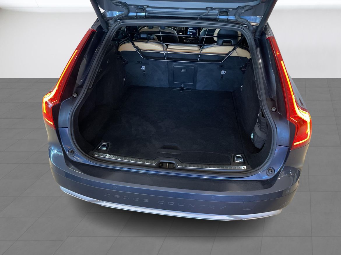 Volvo V90 2018 - miniatyr 14