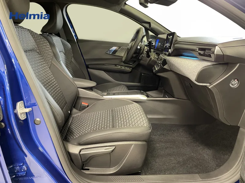 Bild 11 av 17 – Renault Clio TCe 115 techno 5-d