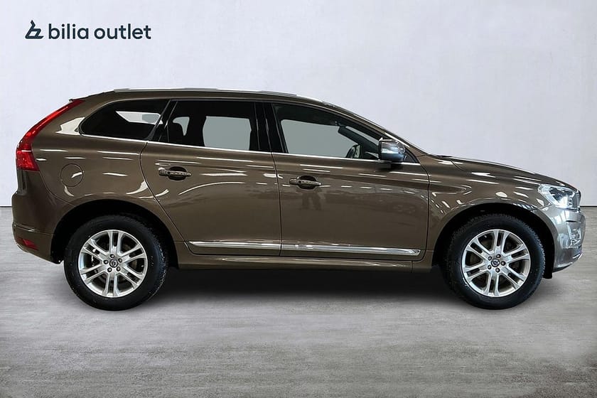 Bild 5 av Volvo XC60 D4 Summum Nyservad Panorama Skinn Navigation