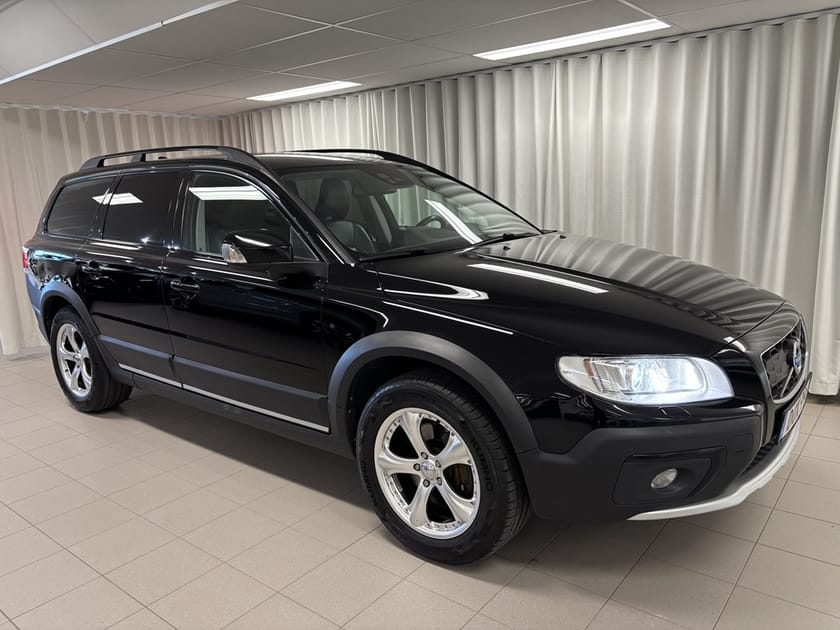 Bild 1 av Volvo XC70 D4 Manuell 181hk Drag