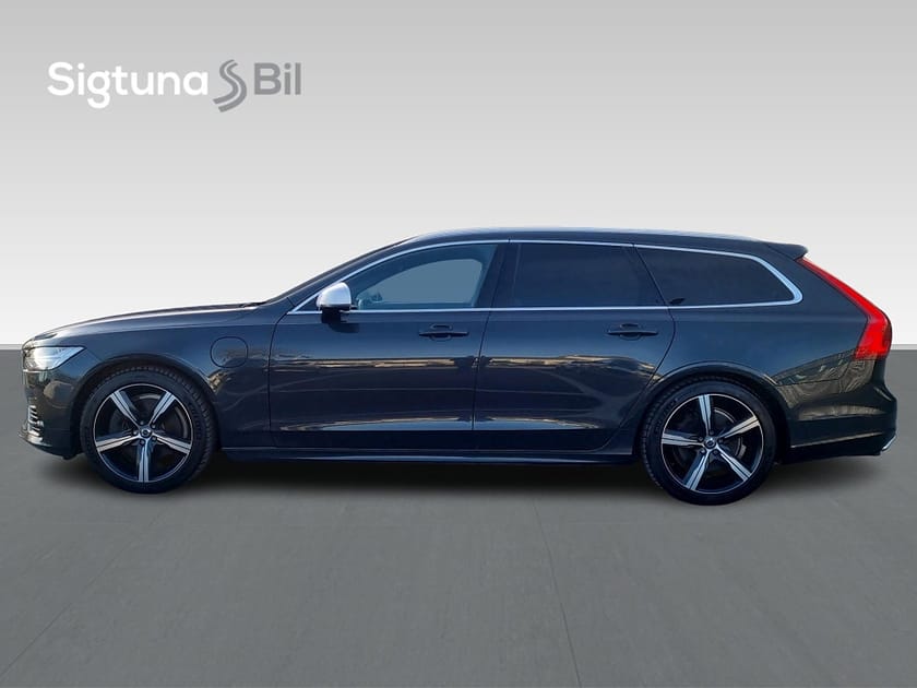 Bild 2 av Volvo V90 Recharge T8 AWD R-Design / Drag / Loungepaket
