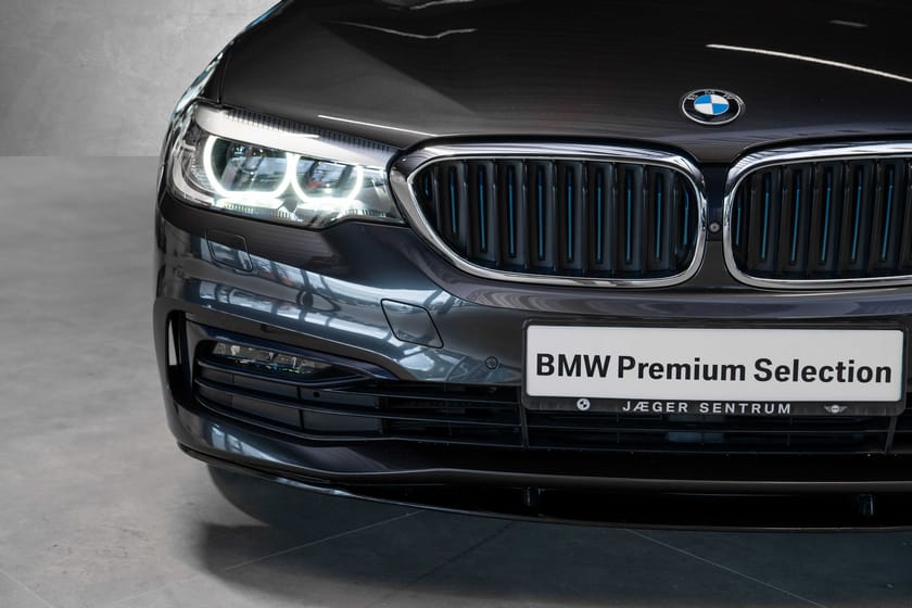 Bilde 5 av BMW 530e iPerformance Sedan Soltak Skinn