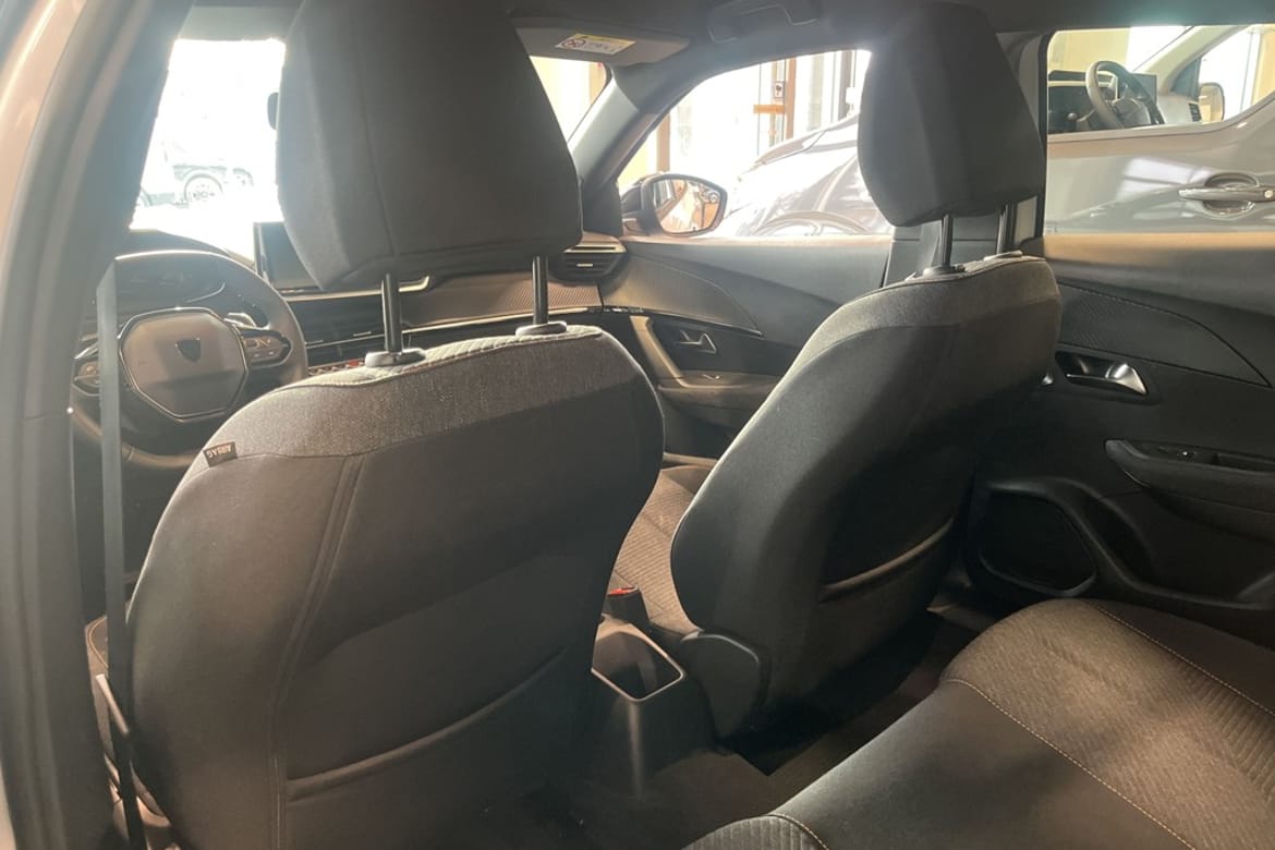 Peugeot 2008 2024 - miniatyr 8