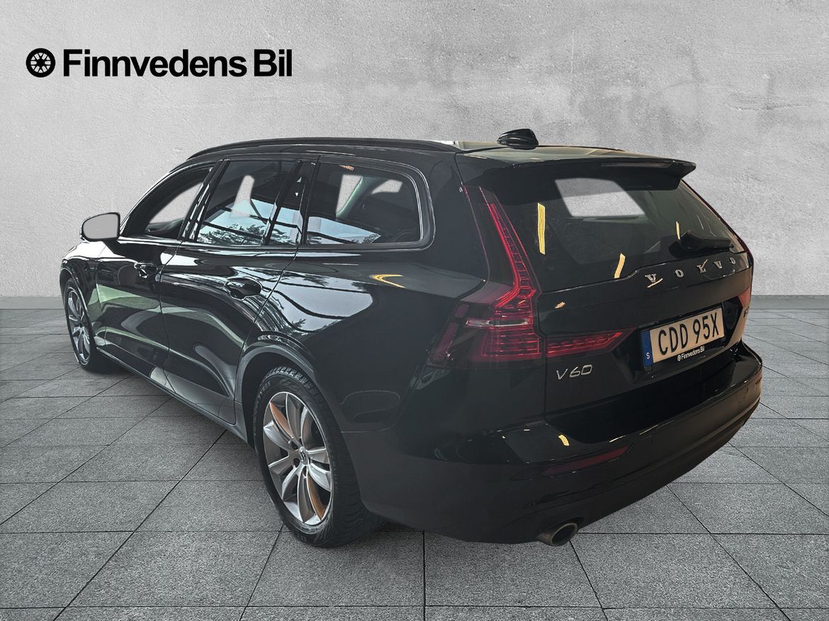 Volvo V60 2019 - miniatyr 2
