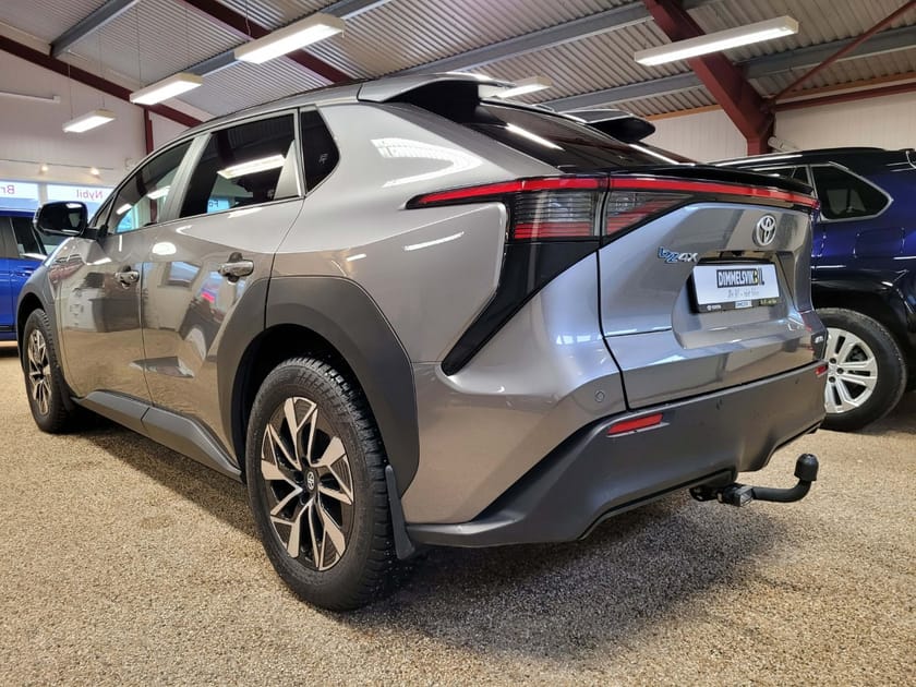 Bilde 4 av Toyota bZ4X AWD Active Tech