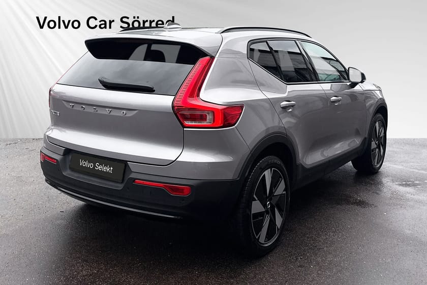 Bild 5 av Volvo EX40 Single Motor Extended Range ExtendedRange Plus SE, 360 kamera
