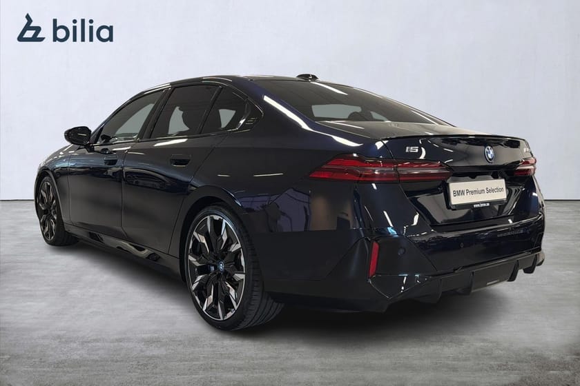 Bild 2 av BMW i5 M60 xDrive Sedan M-sport Pro | Panorama | Komfortstol