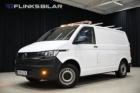 Volkswagen Transporter 4Motion DSG 150HK Inredd|Drag|Värmare|GPS|Moms|SeUtr!