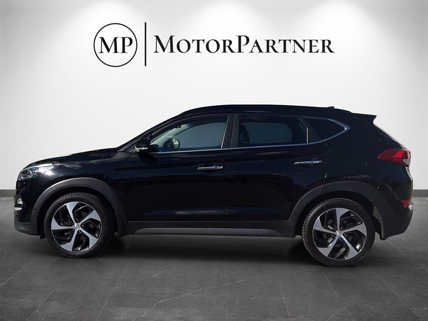 Bild 4 av Hyundai Tucson 2.0 CRDi 4WD Premium Pano Läder Kamera Navi
