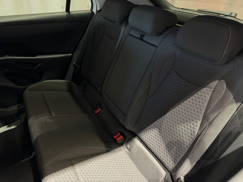 Bild 3 av Volkswagen T-Roc 1.5 ETSI 150 HK  DSG7
