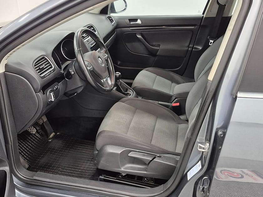 Bild 2 av Volkswagen Golf Variant COMBI Tdi 105HK