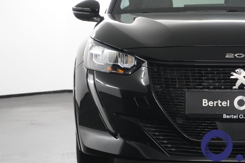 Bilde 3 av Peugeot e-208 Allure 136 hk