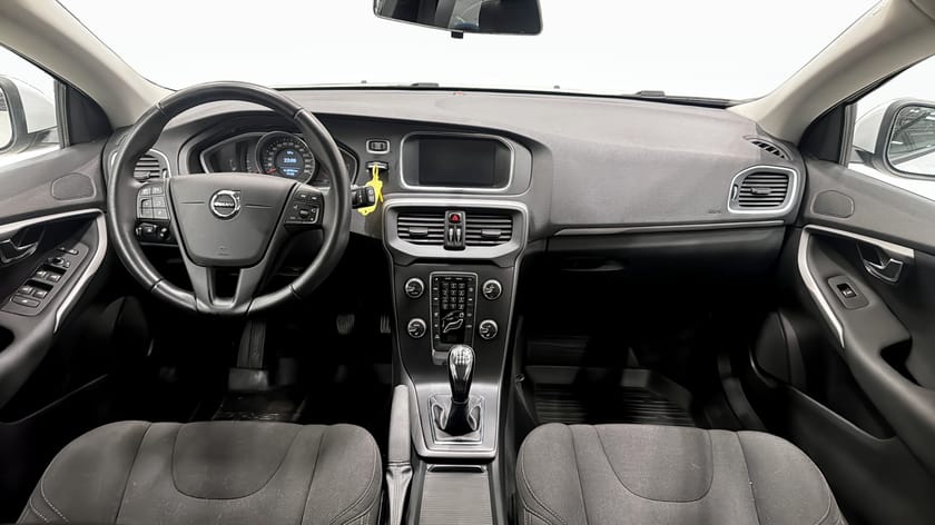 Bild 4 av Volvo V40 T3 (152hk) BUSINESS / VÄRMARE / MOMS