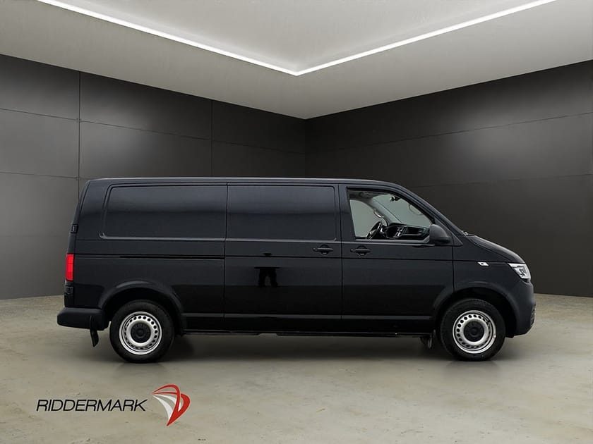 Bild 2 av Volkswagen Transporter L2 Värm Drag LED Kamera CARPLAY Moms