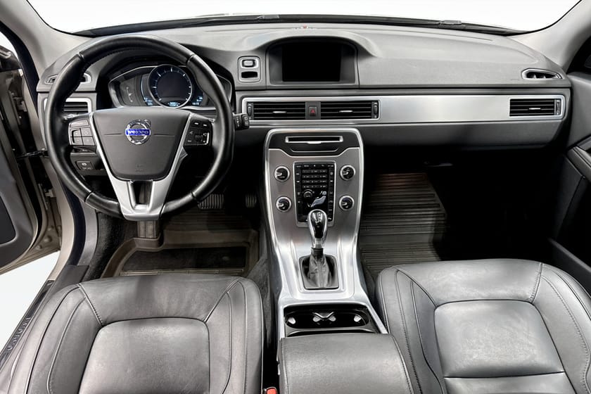 Bild 5 av Volvo V70 D4 S/S Momentum Business E