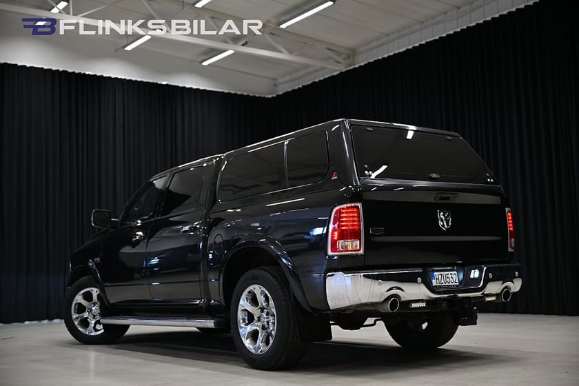 Bild 4 av RAM 1500 Crew Cab 5.7 V8 HEMI 4x4 395HK Automat|Kåpa|Luftfjädring|Leasbar