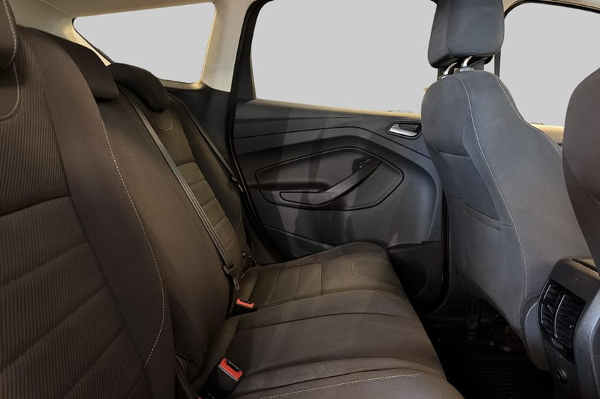 Bild 5 av Ford Kuga 2.0 TDCi 150hk AWD 2 Brukare Drag M-Värmare