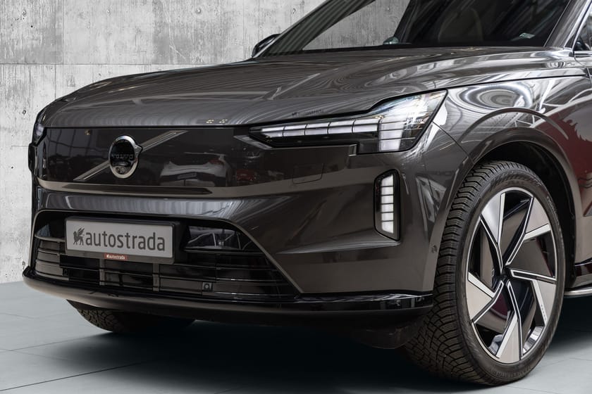 Bilde 3 av Volvo EX90 Twin Motor Ultra | 360 | Krok | Hud | Bowers | 22" | Massasje |