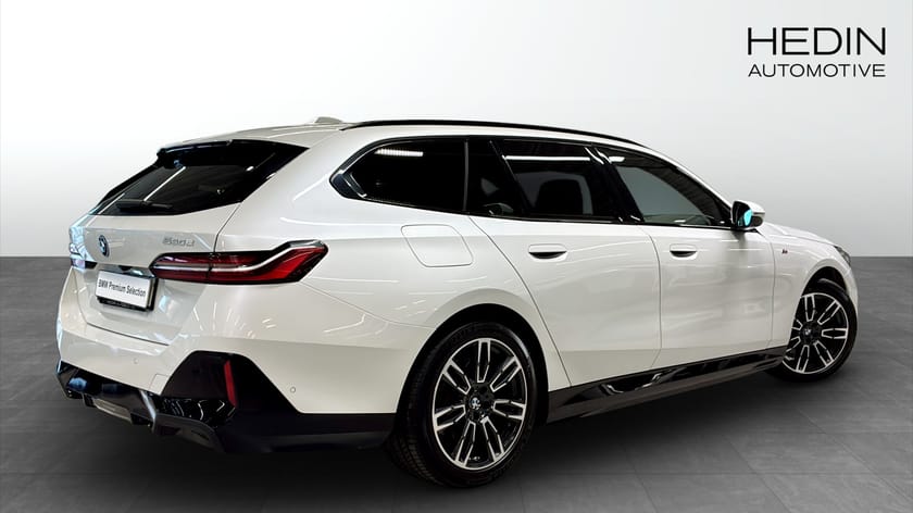 Bild 2 av BMW 530e xDrive Touring M sport Drag Navi Kamera