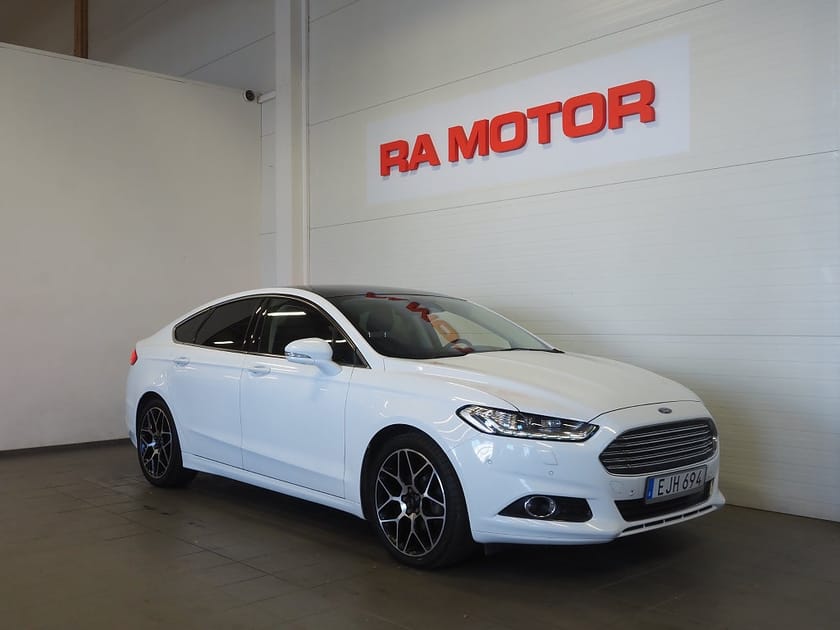 Bild 3 av Ford Mondeo 2.0 TDCi Bi-Turbo 210hk Titanium Business Pano Kamera