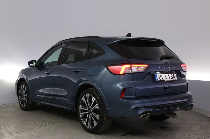 Bild 4 av Ford Kuga Plug-In Hybrid Plug in ST-Line AdapFarth B&O Kamera Drag