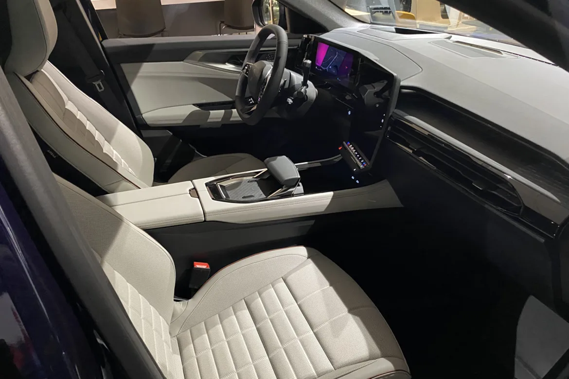 Renault Espace E-TECH