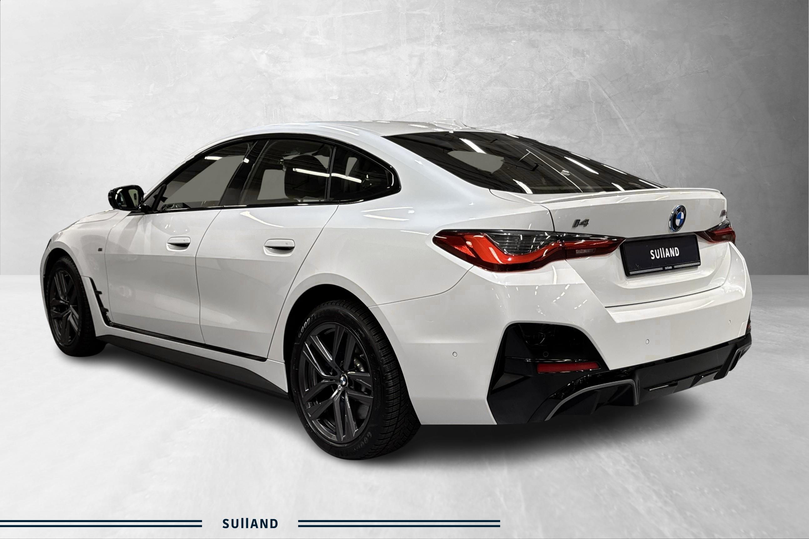 Thumnail bilde 3 av BMW i4 M50 xDrive Gran Coupé