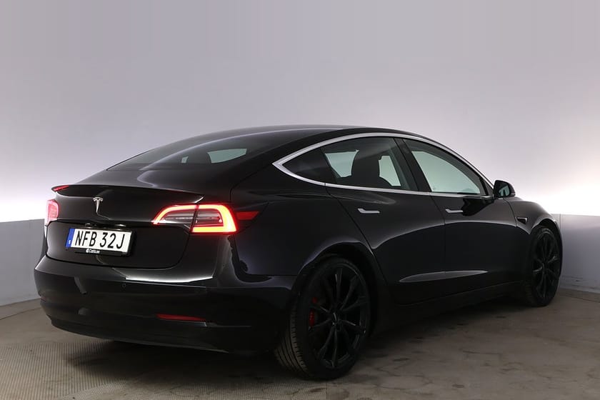 Bild 5 av Tesla Model 3 Performance AWD Autopilot Pano