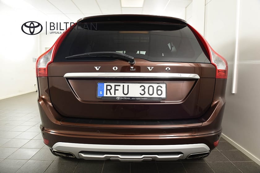 Bild 4 av Volvo XC60 D5 AWD Summum BE Pro Drag TV Värmare Pano