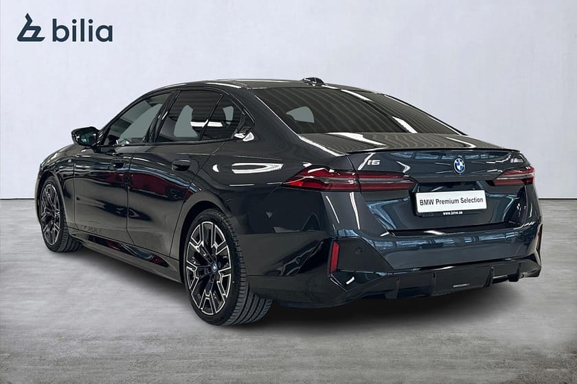 Bild 2 av BMW i5 M60 xDrive Sedan M-Sport Pro | Drag | B&W | Head-Up