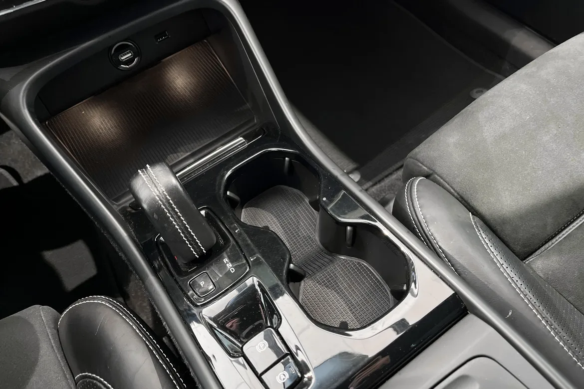 picture of a car