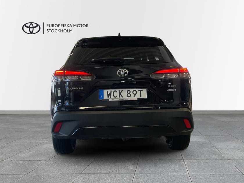Bild 5 av Toyota Corolla Cross Hybrid AWD-i 2,0 STYLE - VINTERHJUL