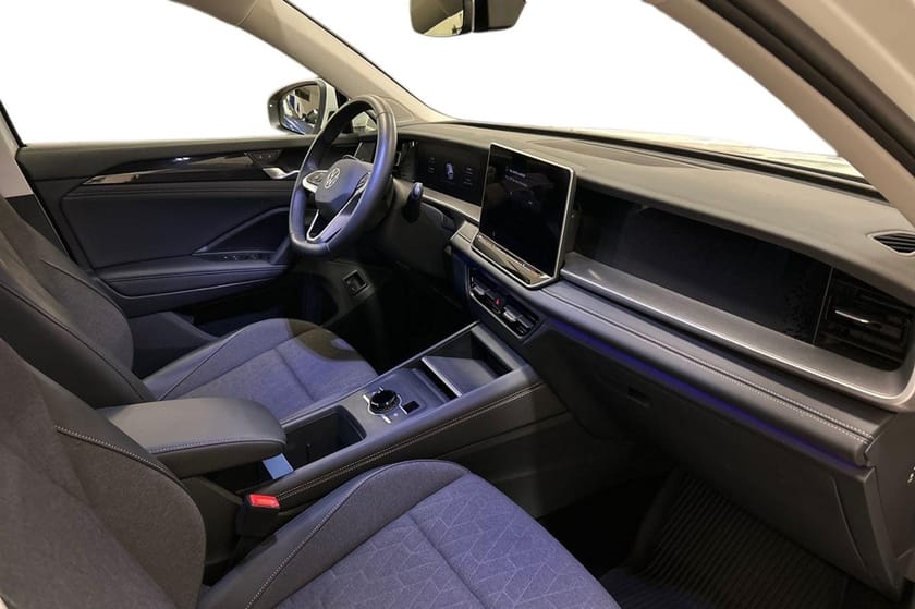 Bild 5 av Volkswagen Tayron eHybrid (204hk) Life Kamera ParkAssist ACC
