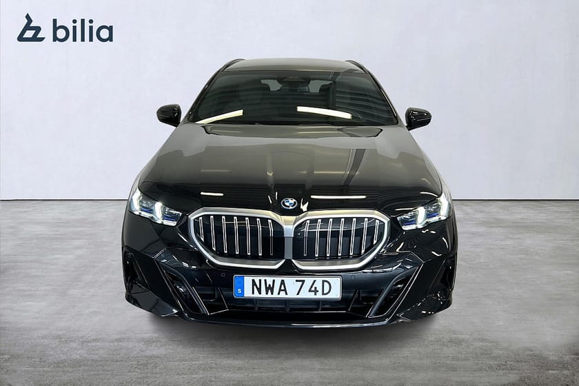 Bild 2 av BMW 530e xDrive Touring xDrive/M Sport/Drag/Skinklädsel