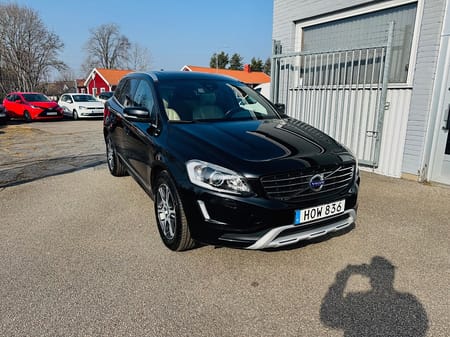 Volvo XC60 D4 AWD 181HK AUTOMAT SUMMUM / NAVI / VÄRMARE